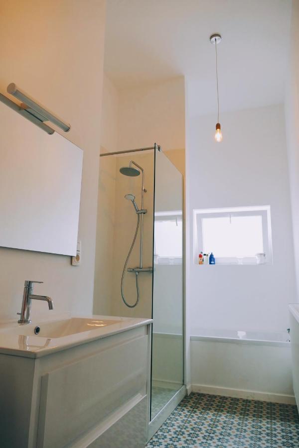 130Sqm Appartment With 20Sqm Terras And Free Parking แอนต์เวิร์ป ภายนอก รูปภาพ